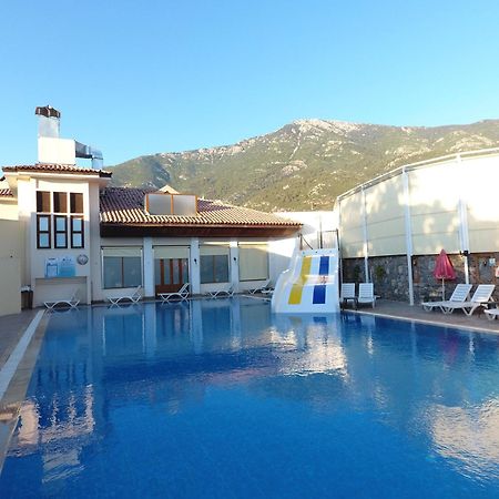 厄吕代尼兹 Zehra Tatil Koeyue酒店 外观 照片
